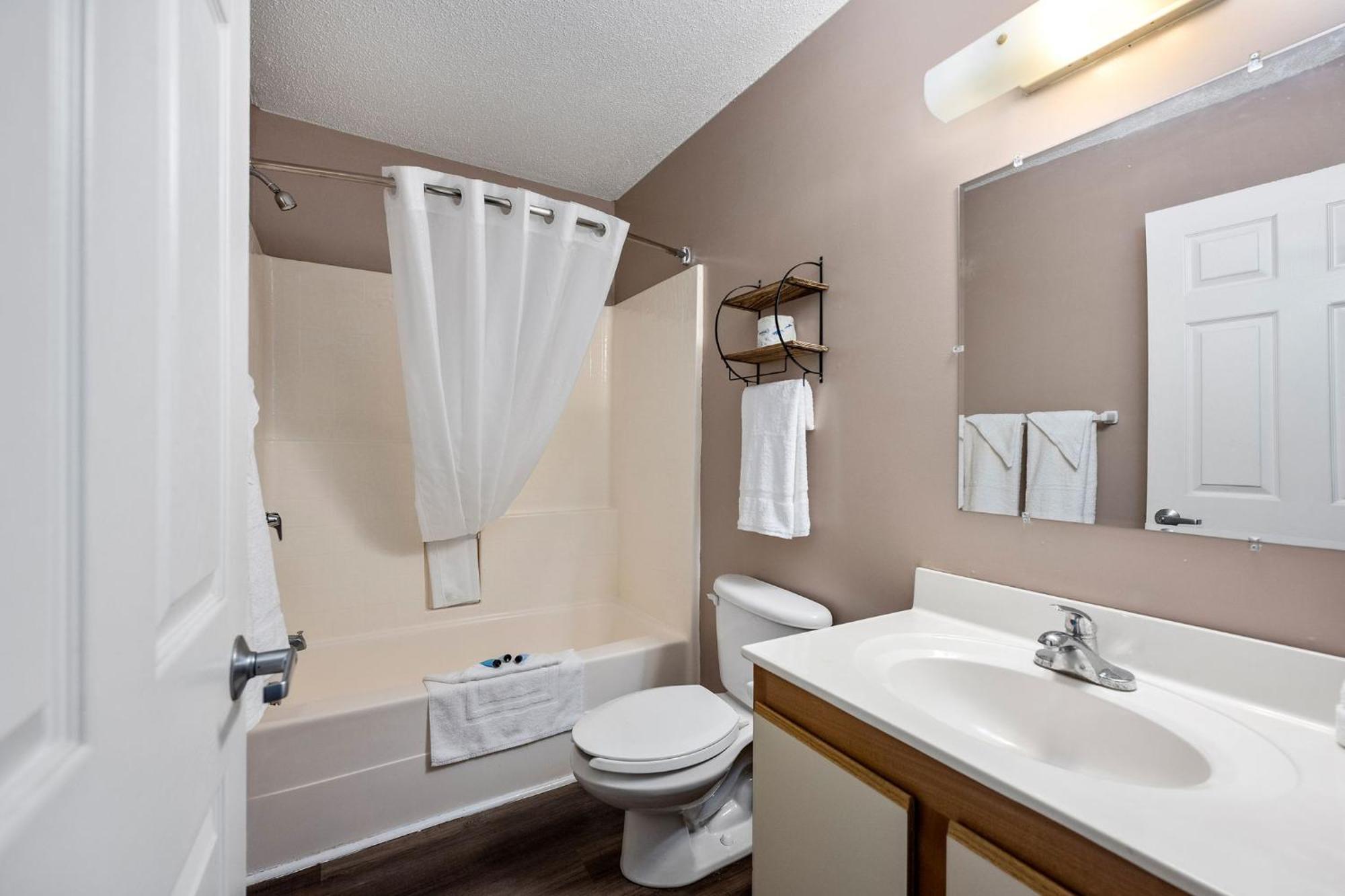 Affordable Suites Greenville Buitenkant foto